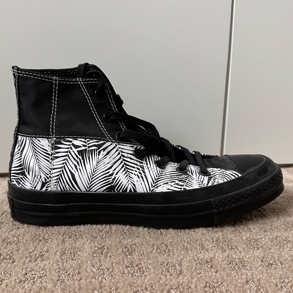 Black Converse With Leaf Pattern - image 4